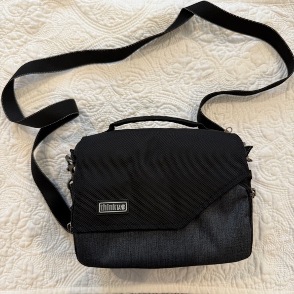 Think Tank Black Gray Mirrorless Mover 20 Camera Bag